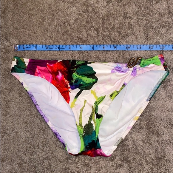 Bikini 👙 - Picture 7 of 8